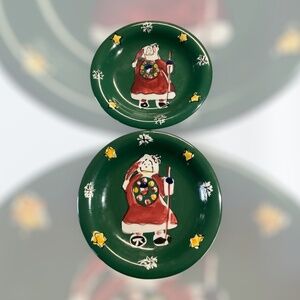 2 Vintage Gibson Green Christmas Plates. Salad, Appetizer. Santa